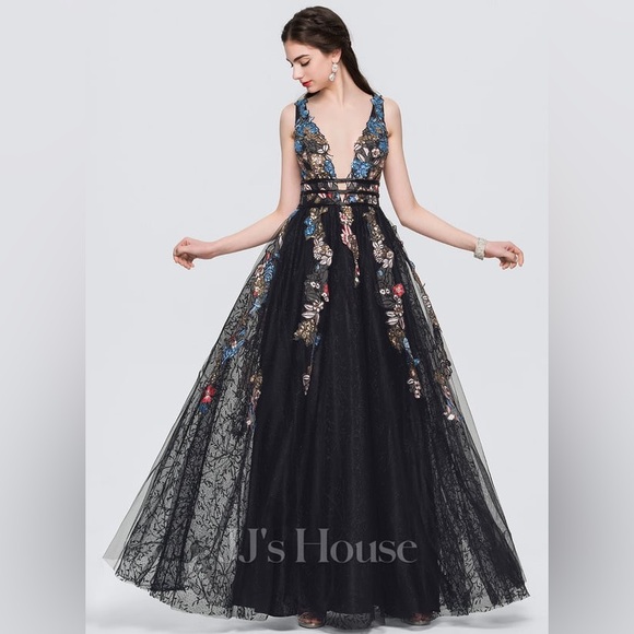 Jj’s House a-line V-neck floor length tulle prom dress with lace beading sequins - Picture 1 of 16